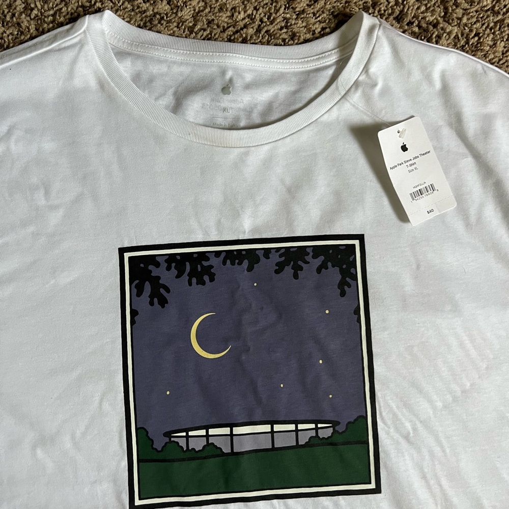 apple shirt